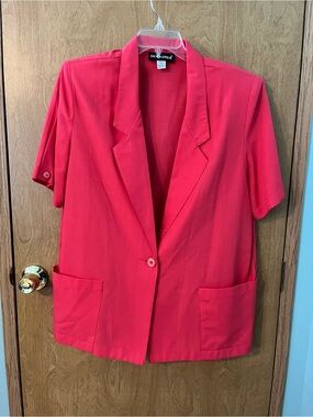 Sag Harbor Red Short-Sleeve Women’s Blazer Size 18 Shoulder Pads Pockets EUC